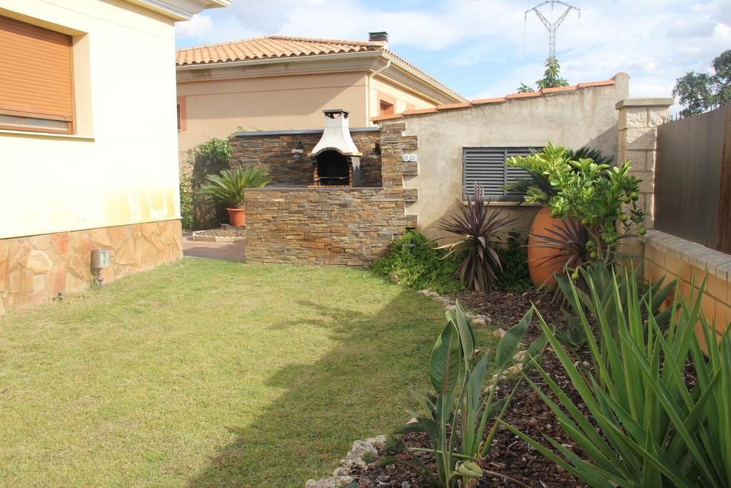 Villa Sierra De Gata Santibanez el Alto Exterior photo